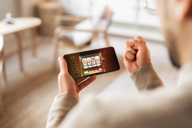 wlee user Mobile user and Brand
